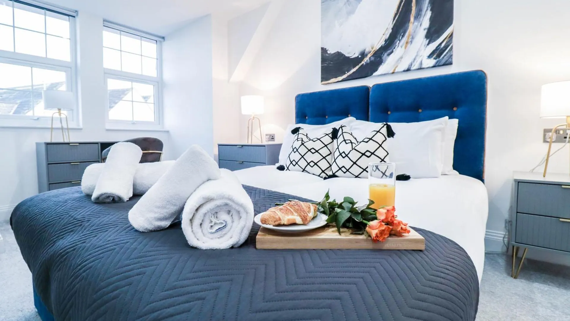 High-End Luxury Apartments - Free Parking And Wifi Included! Staines-upon-Thames 0*,  United Kingdom