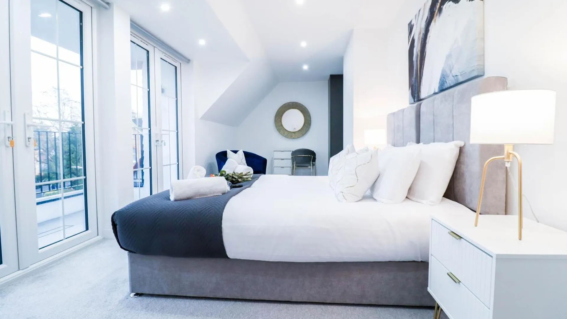 High-End Luxury Apartments - Free Parking And Wifi Included! Staines-upon-Thames United Kingdom